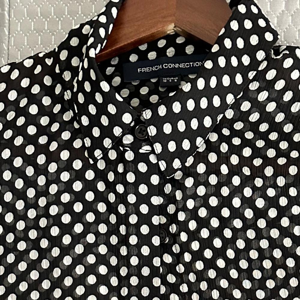 French connection Crinkle Georgette Clasic shirt collar in black and white polka - Picture 7 of 9